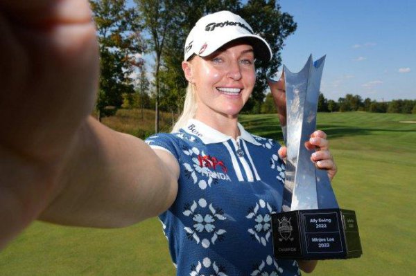 LPGA皇后城锦标赛赫尔投诚提提库夺冠 刘依一T5